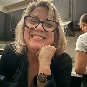 Meet your Posher, Vicki